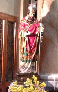 statua di san martino nella chiesa di Trasasso